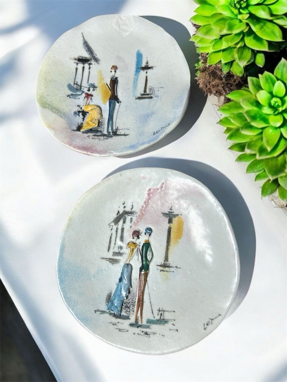 Italian Lo Scricciolo Art Painted Hanging Plate Set Pottery Signed Luis Vintage